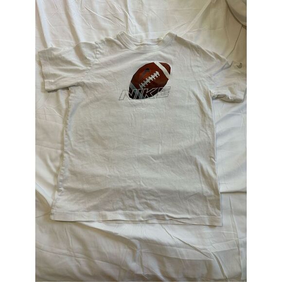 Nike boys T-shirt size XL - Picture 1 of 2